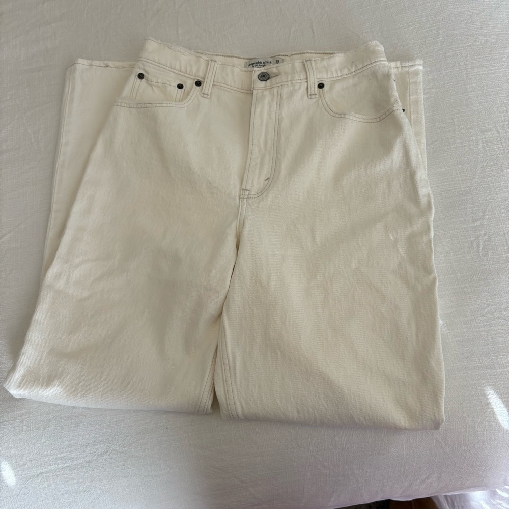 Abercrombie 90’s Straight Jeans